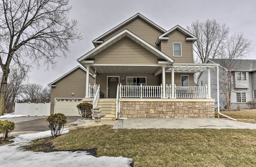 Eagan House | Eagan Home w/Porch - 5 Mi to Mall of America!