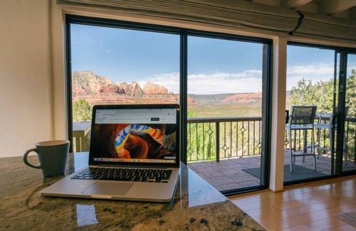 West Sedona House | Eagle Dancer, Upper Casita. A Luxury Retreat w/Spa