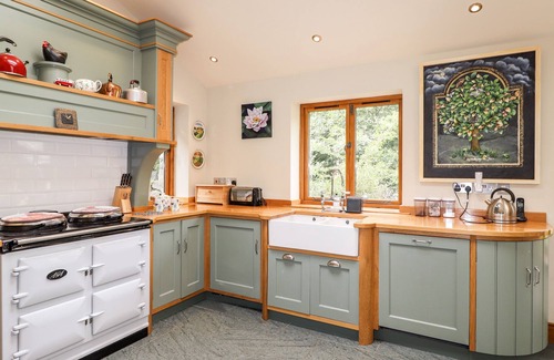 Glenridding Cottage | EAGLE FARMHOUSE, pet friendly, with open fire in Glenridding