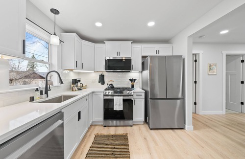 Eagle Lake House | Eagle Lake Haven- Walk to beach, boat launch nearby! Dogs OK