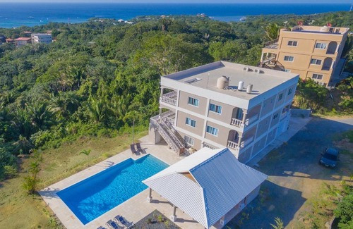 Antoneys Cay Apartment | Eagle Ray Studio at Sea Scape home