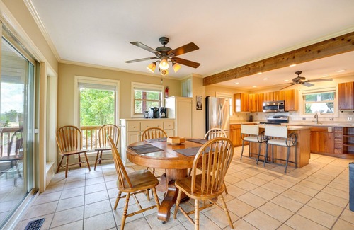 Eagle Rock House | Eagle Rock Gem on Table Rock Lake w/Decks & Grill