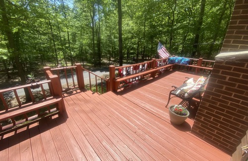 Sybertsville Ski Chalet | Eagle Rock Resort 1 Block from the Lake ONLY EAGLE ROCK MEMBERS MAY RENT