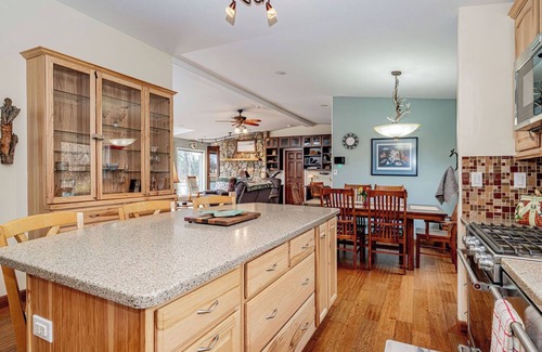 Soldotna House | Eagles Landing on the Kenai River