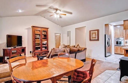Yosemite West House | Eagles Nest