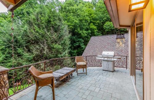 Waynesville House | Eagles Nest at Big Bear Estates
