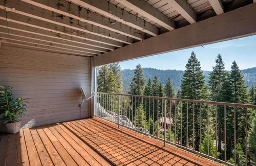 Lakeshore House | Eagles Nest Condo #79