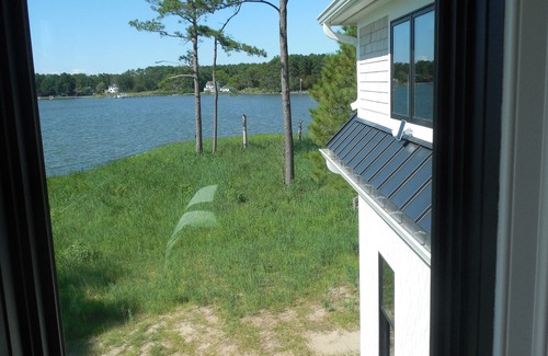 Cambridge House | Eagles Nest. Discover Tranquility, Privacy, Excellence, and so much more.