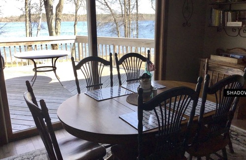 Remer House | Eagle’s View on Mabel Lake!