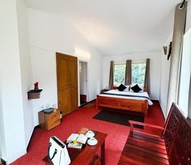 Wellington Bed & Breakfast | Earth songs by Green leaves - 10 kms from kotagiri