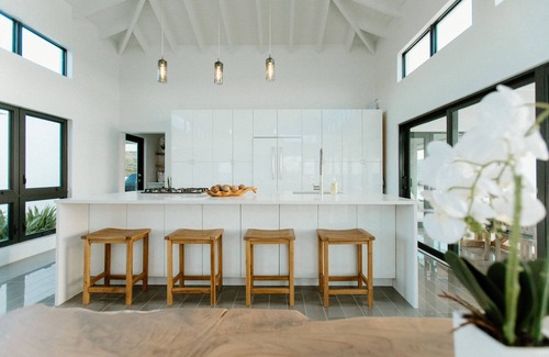 Cotton Valley Shores Villa | EAST END OCEAN FRONT/INFINITY POOL: SUNKISSED VILLA