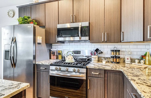 Madison House | East End River Retreat: Dogs Welcome!
