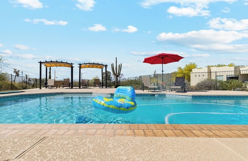 East Mesa House | East Mesa Desert and Mountain Views: 5BR, Pool