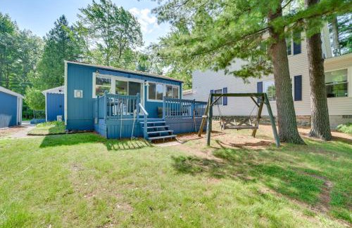 Tawas City House | East Tawas Lakefront Getaway with Kayaks and Deck