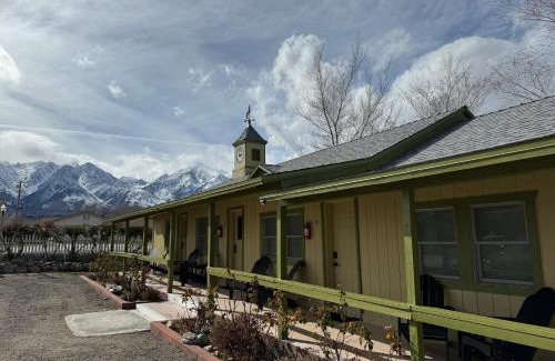 Independence Hotel | Eastern Sierra Motor Lodge