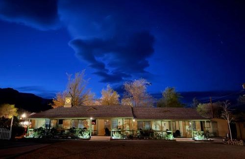 Independence Hotel | Eastern Sierra Motor Lodge