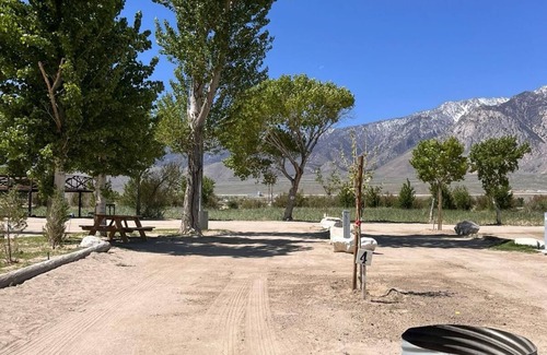Olancha RV Rental | Eastern Sierras Olancha Lakeside RV Campsite #6