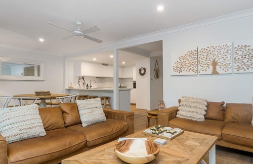 Byron Bay Villa | Eastpoint 4 - Best of Byron on the doorstep, park the car and walk everywhere.