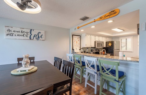 South Island Condo | ☀️Easy Beach Access | Great Amenities | Santa Maria 104- The Sunnyside☀️