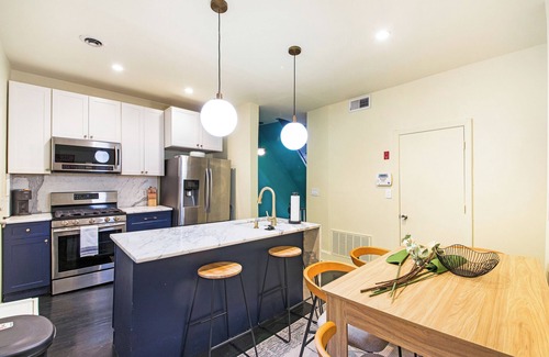 McGinley Square Apartment | Easy Commute to NYC Budget Stay + Pet Friendly