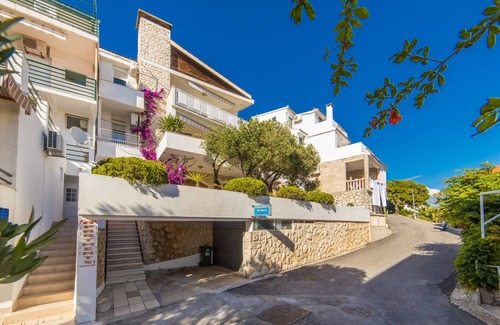 Blato Apartment | Easy going hosts, close to the beach. Beautiful sights to see and food to eat, w