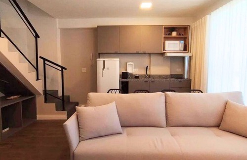 Alto da Gloria Apartment | Easy Life Campos Salles by Xtay