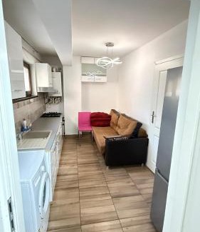 Iasi Apartment | Easy Link Studio