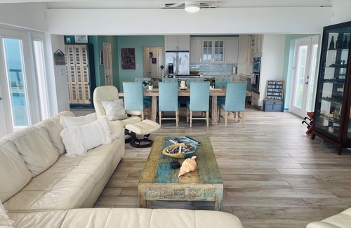 Estate Frenchman Bay House | Easy location, Ocean view, Jeep Available, Solar, Battery Power, Strong Wifi