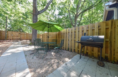 Athens House | Easy Walk Downtown, UGA, Breweries - Private Yard