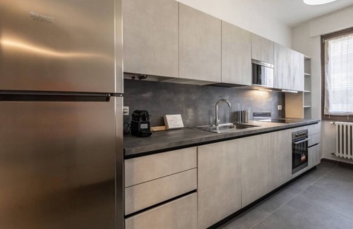 Prato Centenaro Apartment | Easylife - Elegant apartment in Viale Giovanni Suzzani, 58
