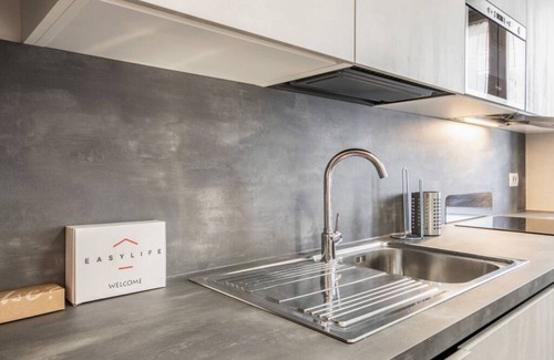 Prato Centenaro Apartment | Easylife - Elegant apartment in Viale Giovanni Suzzani, 58