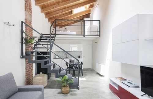 Navigli Apartment | Easylife- Two-level apartment on the Navigli area