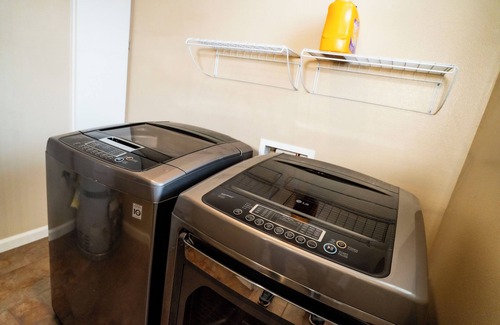 Midtown House | Eat-Sleep-Stroll-Repeat! Walkable Midtown 2BR Home