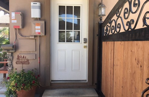 Jurupa Valley Apartment | Eat - Sleep - Wander - Sleeps 4