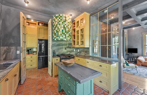 Galveston House | Ebb and Glow Retreat | A Luxury Home + Community Pool