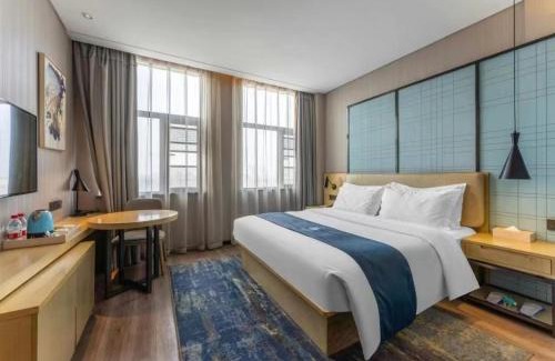 Wuhan Hotel | Echarm Hotel Wuhan Wuhu Gaoche Metro Station
