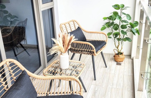 Saint Andrew Apartment | Echelon Escape Lux 1B/R w/Pool|Gym