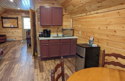 Mercer Cabin | Echo Lake Retreat on Snowmobile and UTV/ATV Trails