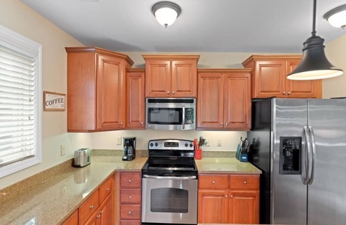 Foscoe Condo | Echota Wintergreens 1712- Mountain Condo, Gated Resort, Indoor/Outdoor Pools and Hot Tub, Fitness.