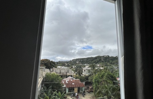 Cabrera Apartment | Eclectic and Cozy APT In El Paraiso Cabrera - 2 Min From Downtown