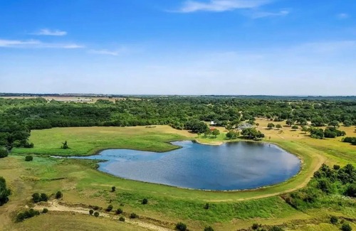 Leon Junction Apartment | [Eclipse Amenities Included]142 Acre Ranch Glamping Tent 4