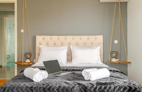 Marousi Apartment | Eclipse Ring