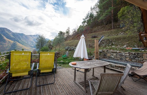 Sospel Ski Chalet | Eco chalet , grande terrasse ,vue imprenable.