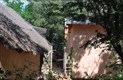 Labastide-de-Virac Cottage | Eco cottage "the 3 accomplices" heated pool 4/6 pers 8 mn vallon pont d'ar