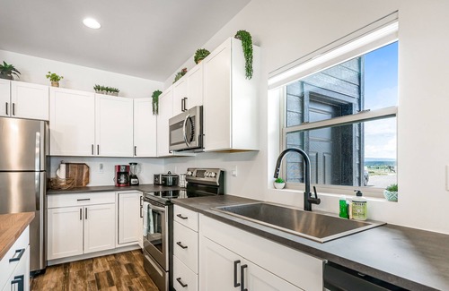 Pagosa Springs House | Eco-Friendly Home in a Lakefront Community - Walk to Dining & Shopping