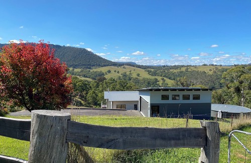 South Bowenfels House | Eco Friendly Luxury Mountain Retreat