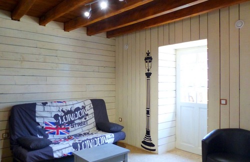 Bransat Cottage | Eco-Gite Renovated with Wellness Space, Near Moulins & Vichy, Sleeps 4