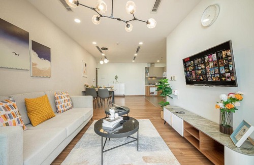 Tan Thuan Tay Apartment | Eco Green SaiGon Apt - Amazing view - Free Pool & Gym