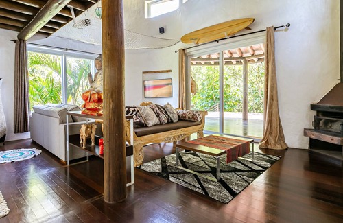 Arroio House | Eco House- Stupa Eco Village- Barra de Ibiraquera