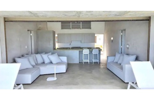 Culebra Pueblo House | Eco-Luxury Vacation House near Zoni Beach